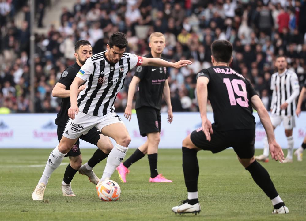 Beşiktaş gol düellosunda Sabah ile berabere kaldı