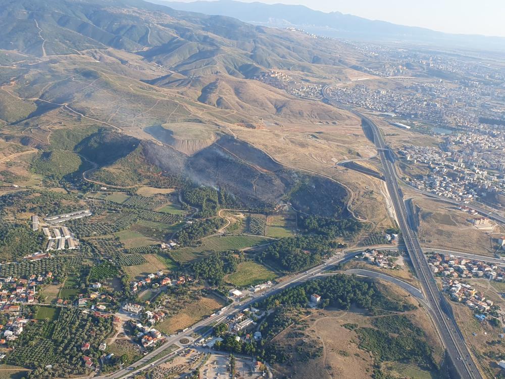 İzmir’deki orman yangını kontrol altına alındı