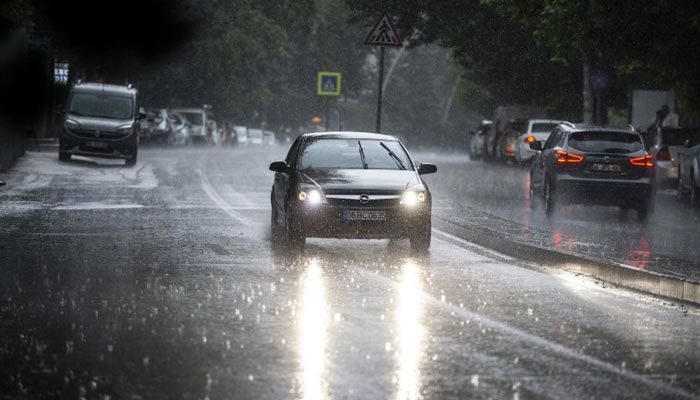 Başkentte sağanak yağış etkili oldu