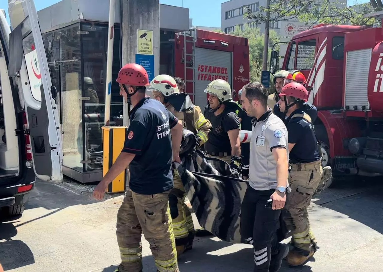 Korkunç kaza! İşçi kamyonun altında kaldı