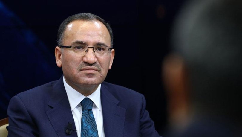 Bakan Bozdağ dan  kolon kesme  iddialarına yanıt