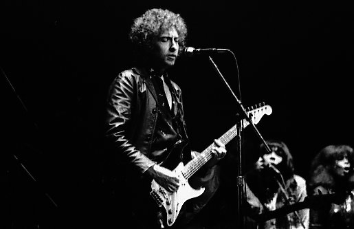 Nobel Edebiyat Ödülü Bob Dylan a!