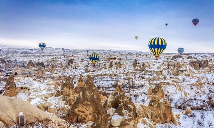 Kapadokya da balon turları iptal edildi