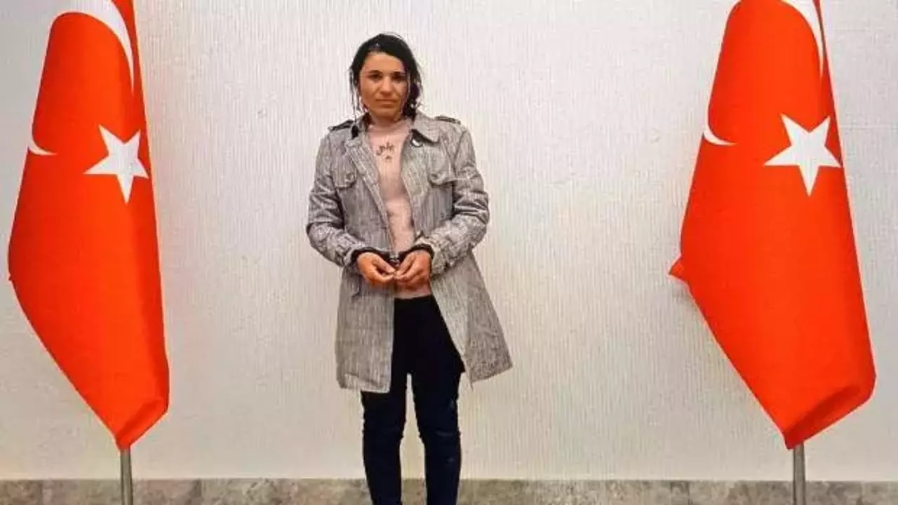 PKK nın suikastçısı teslim oldu