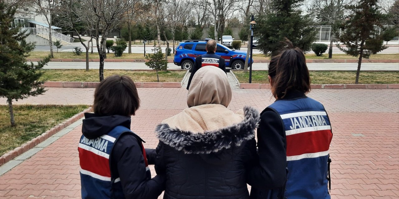 PKK lı kadın yakalandı