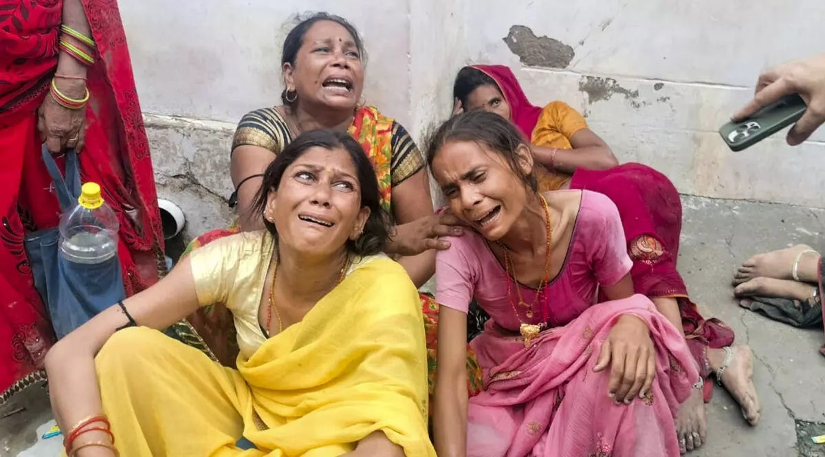 Hindistan da feci son! 116 kişi öldü