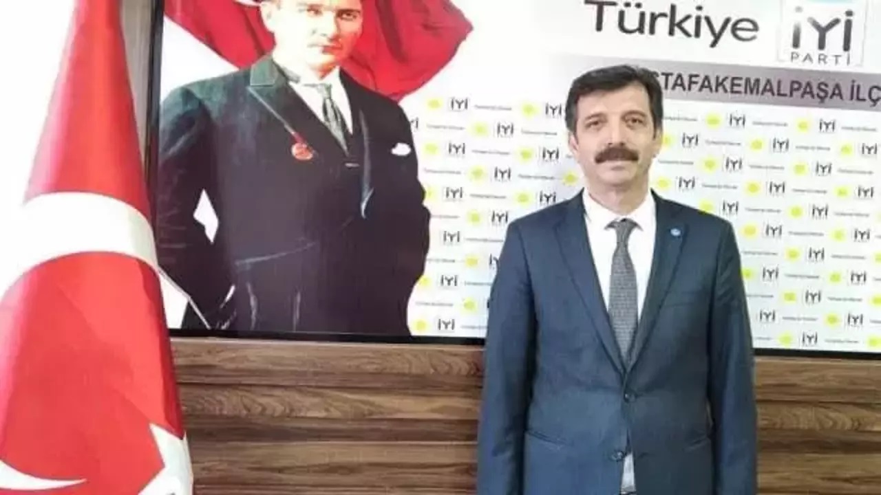 İYİ Parti de bir istifa daha