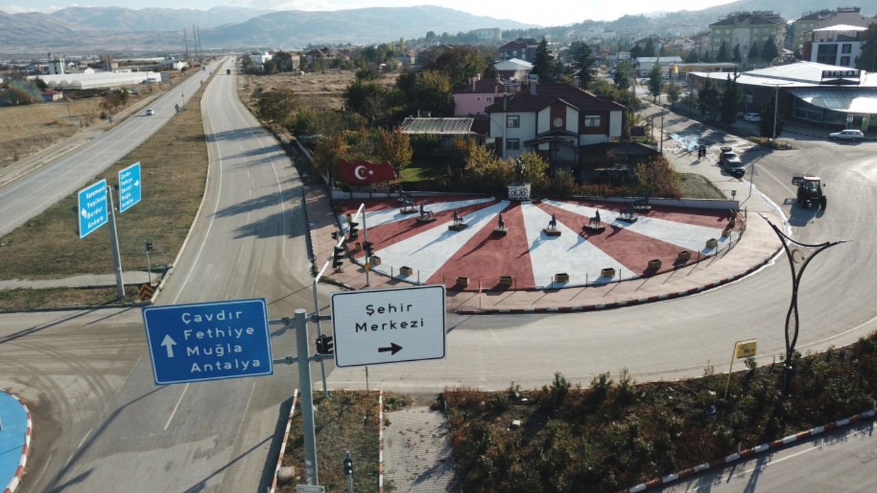 Devlet Bahçeli Caddesi nin ismi değişti! Sinan Ateş adı verildi