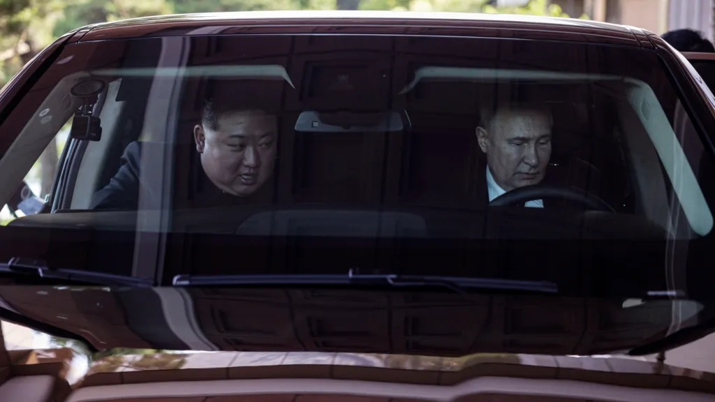 Putin, Kim Jong-Un a sürpriz yaptı