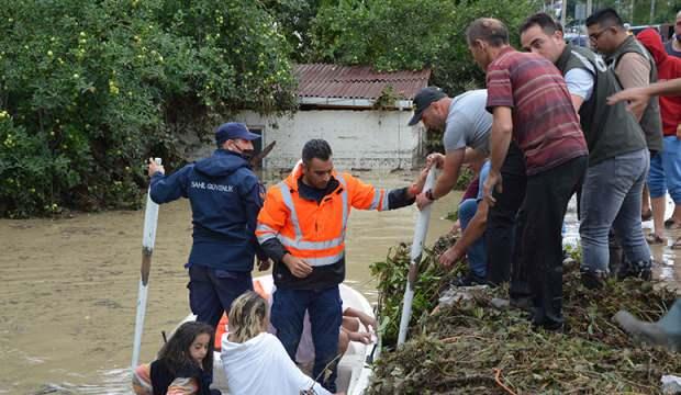 13 yaşındaki Rabia sele kapıldı