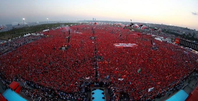 CHP li vekilden büyük hata