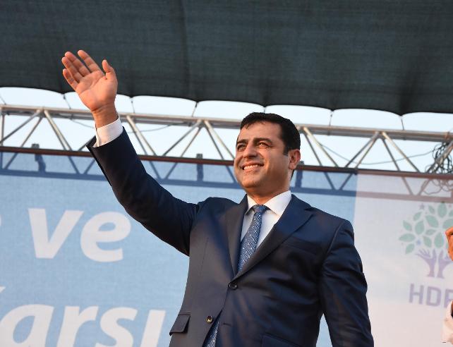 Demirtaş tan Abdullah Gül yorumu