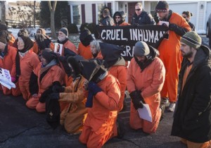 Washington da CIA in işkenceleri protesto edildi!