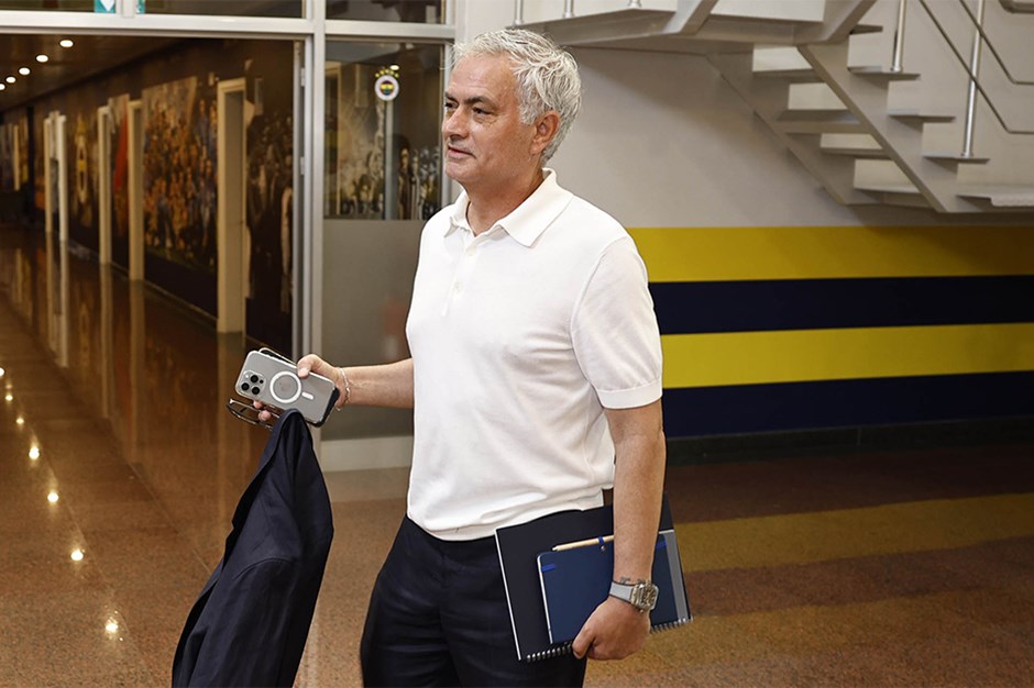 Jose Mourinho, Samandıra da işbaşı yapıyor