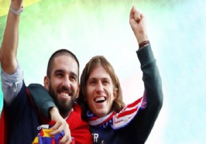 Chelsea, Filipe Luis in transferinde Atletico Madrid ile anlaştı