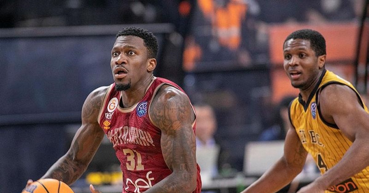 Galatasaray, Yunan temsilcisi AEK ya 92-78 yenildi