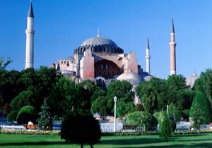 Turistler en çok Ayasofya Müzesi ni ziyaret etti