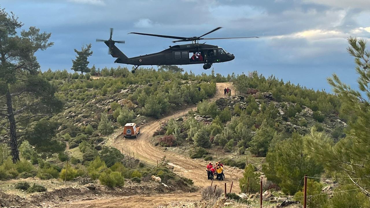 Aydın da uçuruma düşen motosikletin sürücüsü helikopterle kurtarıldı