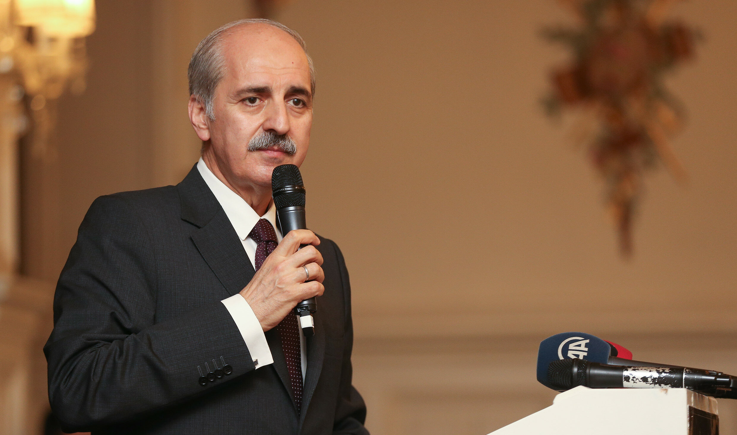 Numan Kurtulmuş tan Suriye açıklaması: Türkiye nin menfaatinedir