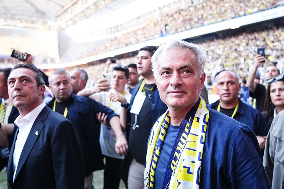 Jose Mourinho dan flaş paylaşım:  Haydi Fenerbahçe 