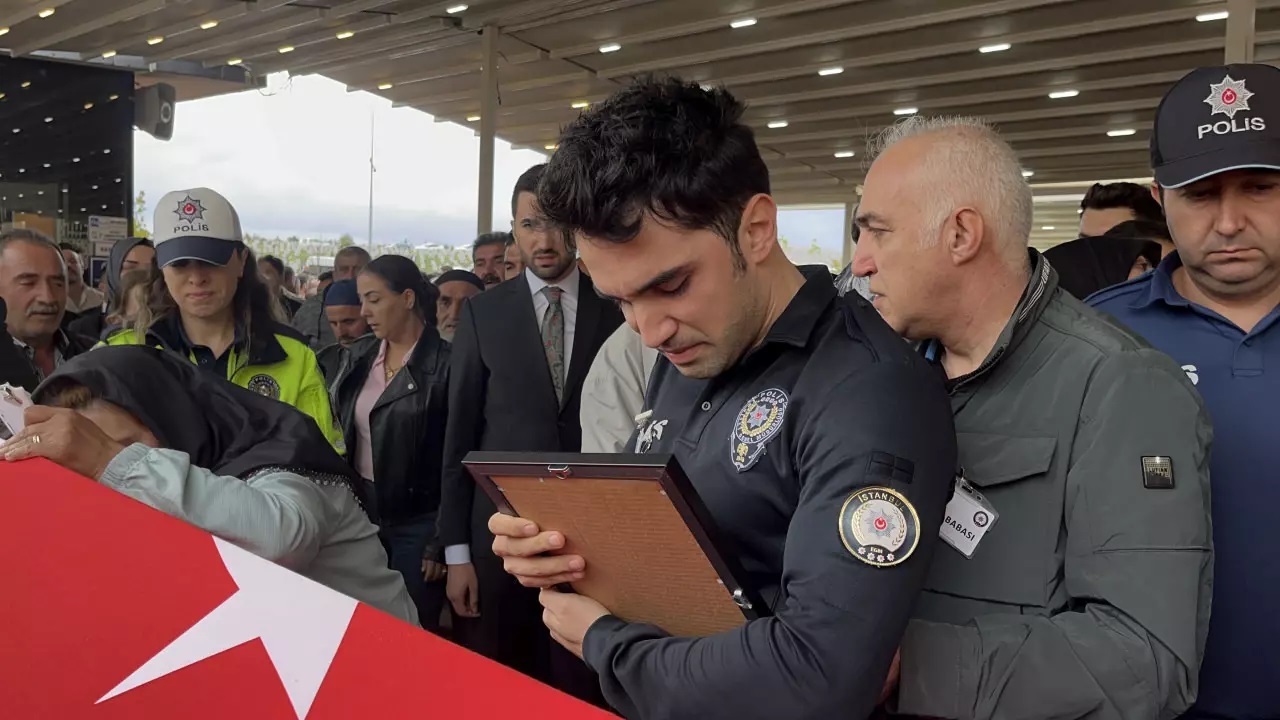 Eşinin şehit olduğu saldırıyı telsizden öğrendi