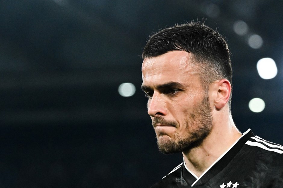 Fenerbahçe, Filip Kostic i açıkladı