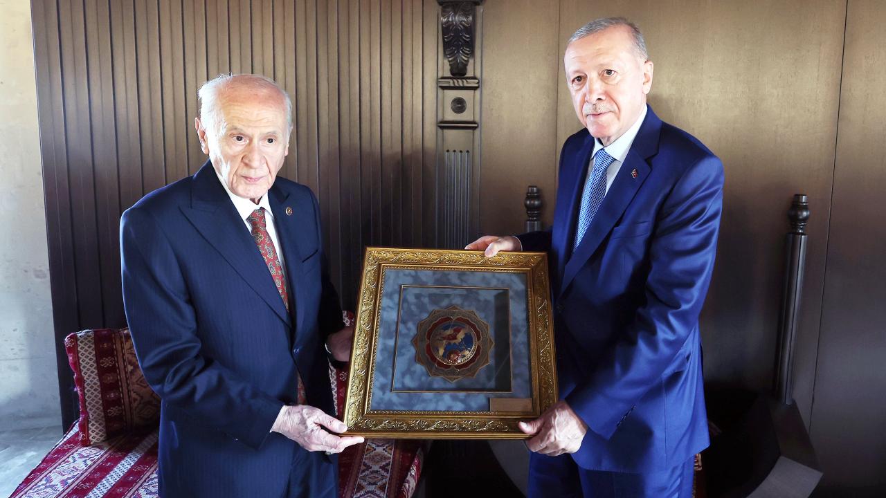 Cumhurbaşkanı Erdoğan Bahçeli ile görüştü