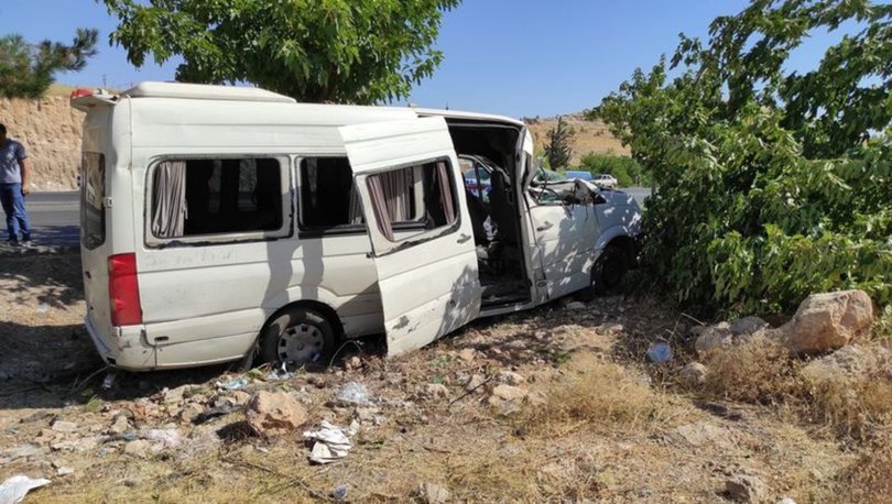 İşçi servisi kaza yaptı