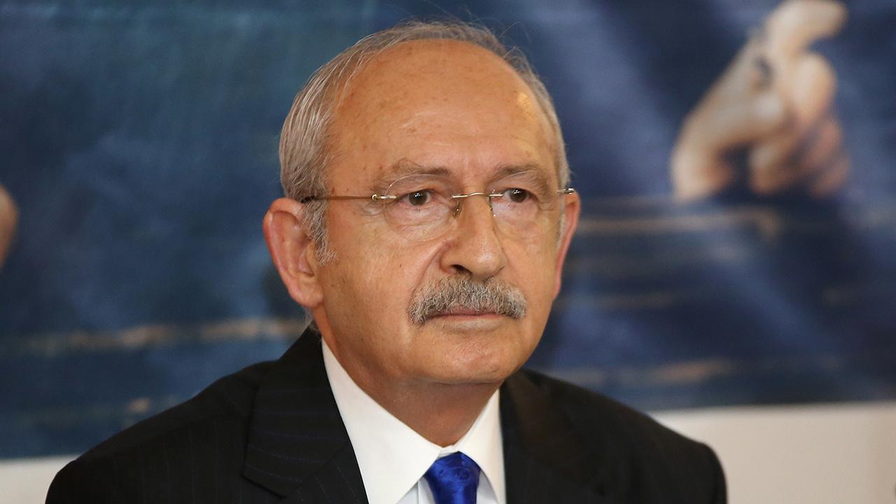 Kılıçdaroğlu 28 başörtülü kadınla görüşecek