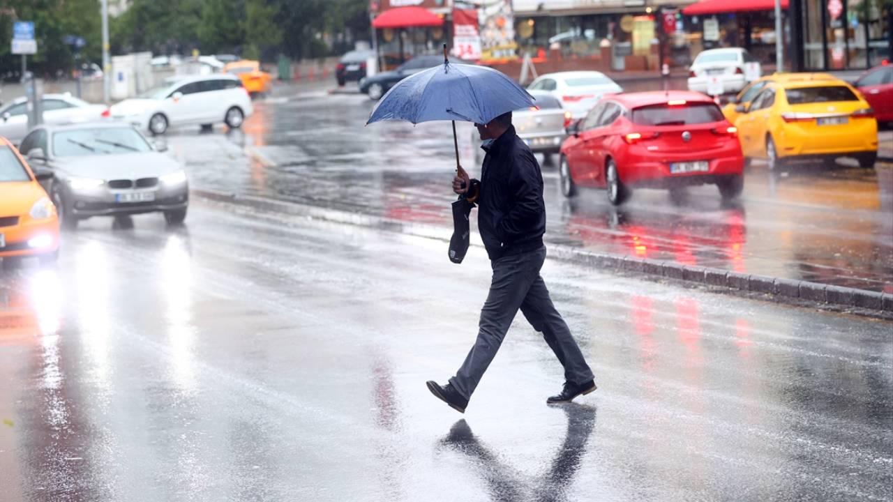 Meteoroloji bu bölgeleri uyarmıştı: Sel meydana geldi