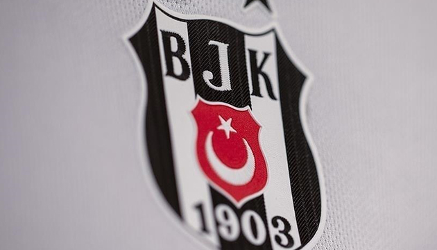 Beşiktaş genç futbolcuyla sözleşme imzaladı