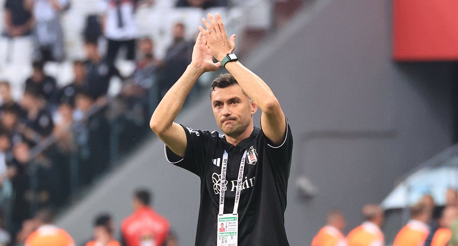 Beşiktaş duyurdu: Burak Yılmaz ın yardımcıları belli oldu