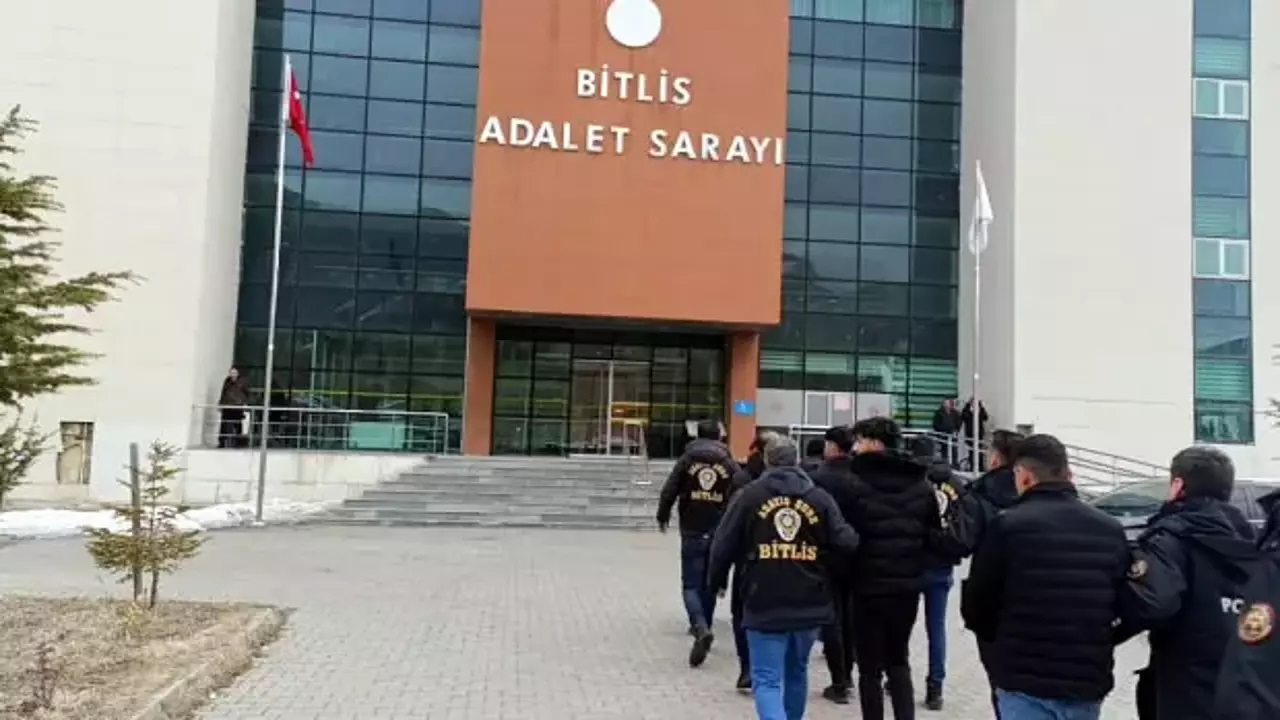 İki ilde dolandırıcılık operasyonu