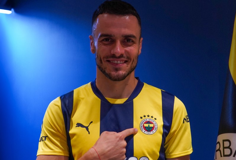 Fenerbahçe, Filip Kostic i resmen duyurdu!