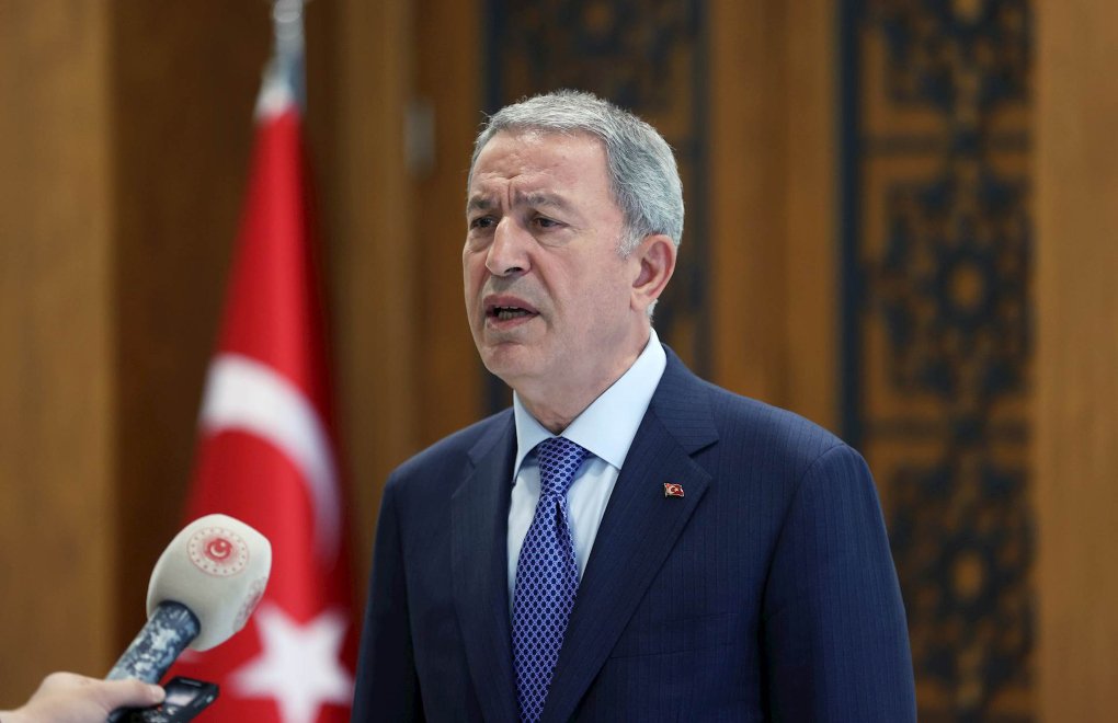 Hulusi Akar dan Namık Tan a tepki