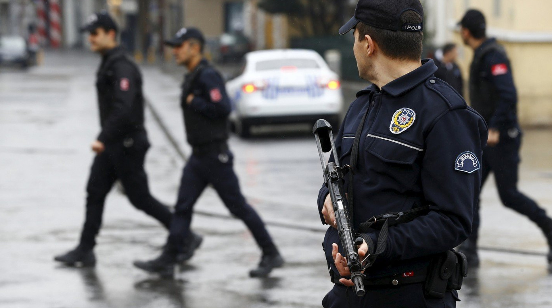 Zekat paralarını PKK ya aktaran kişilere baskın!