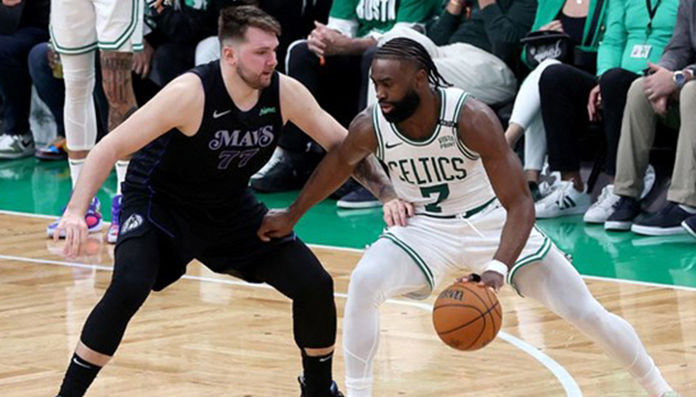 Celtics finalde dolu dizgin