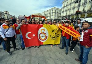 Madrid de Sarı Kırmızı Coşku!