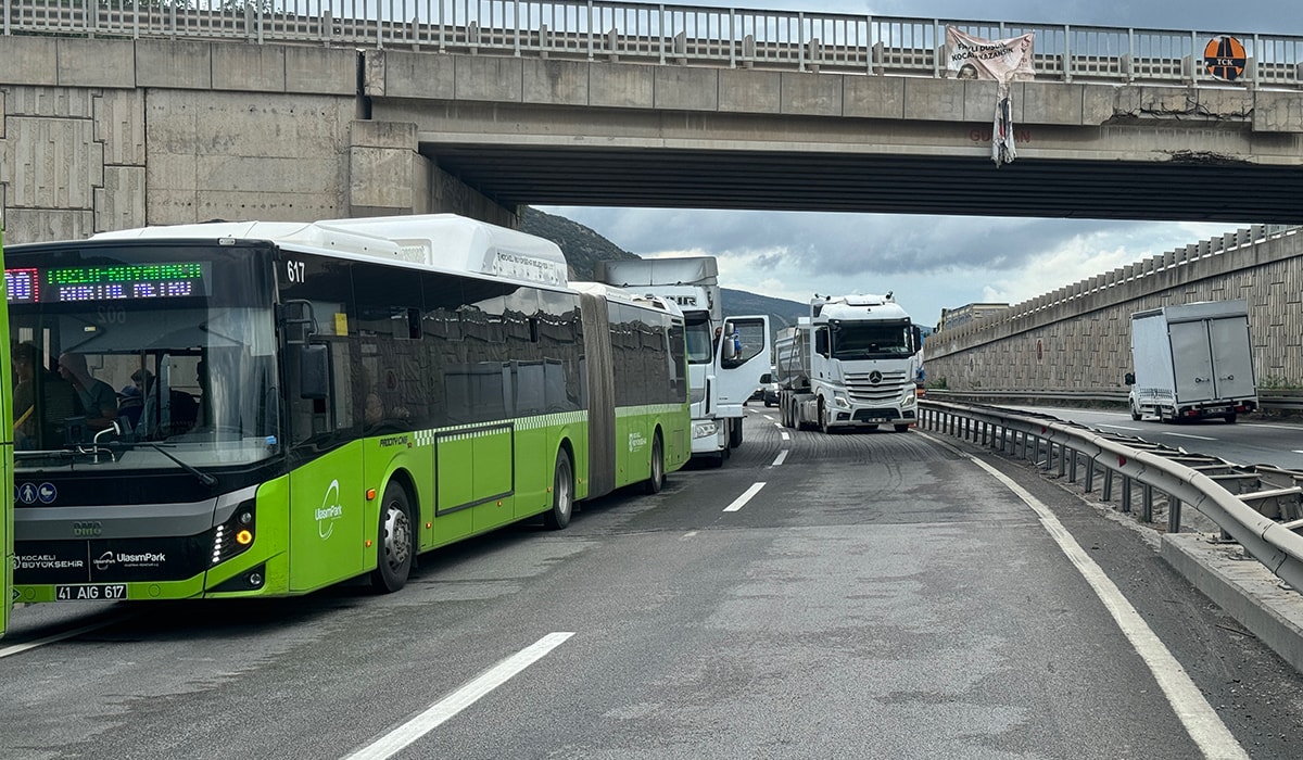 İstanbul istikameti ulaşıma kapandı