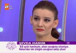 Esra Erol ağlayarak ekrana çıktı! 