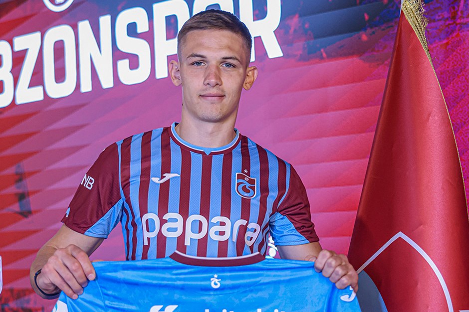 Trabzonspor yeni golcüsünü KAP a bildirdi