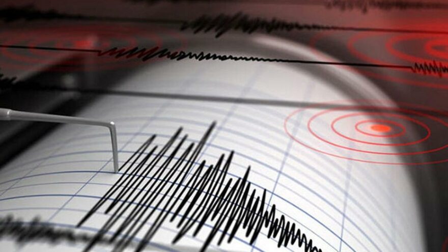 İzmir de korkutan deprem!