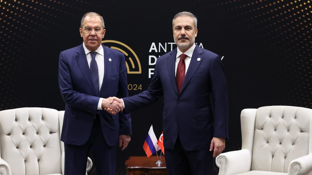 Bakan Fidan, Rusya Dışişleri Bakanı Lavrov ile görüştü