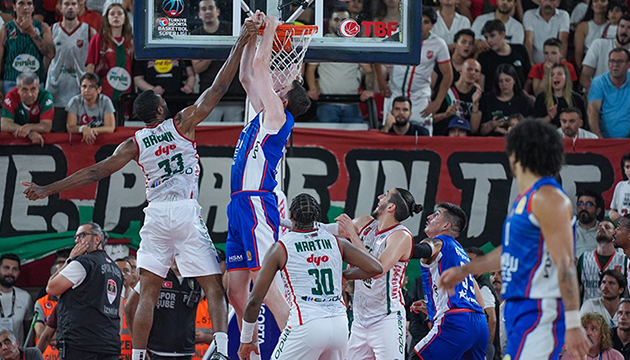 Anadolu Efes, 27. kez finalde