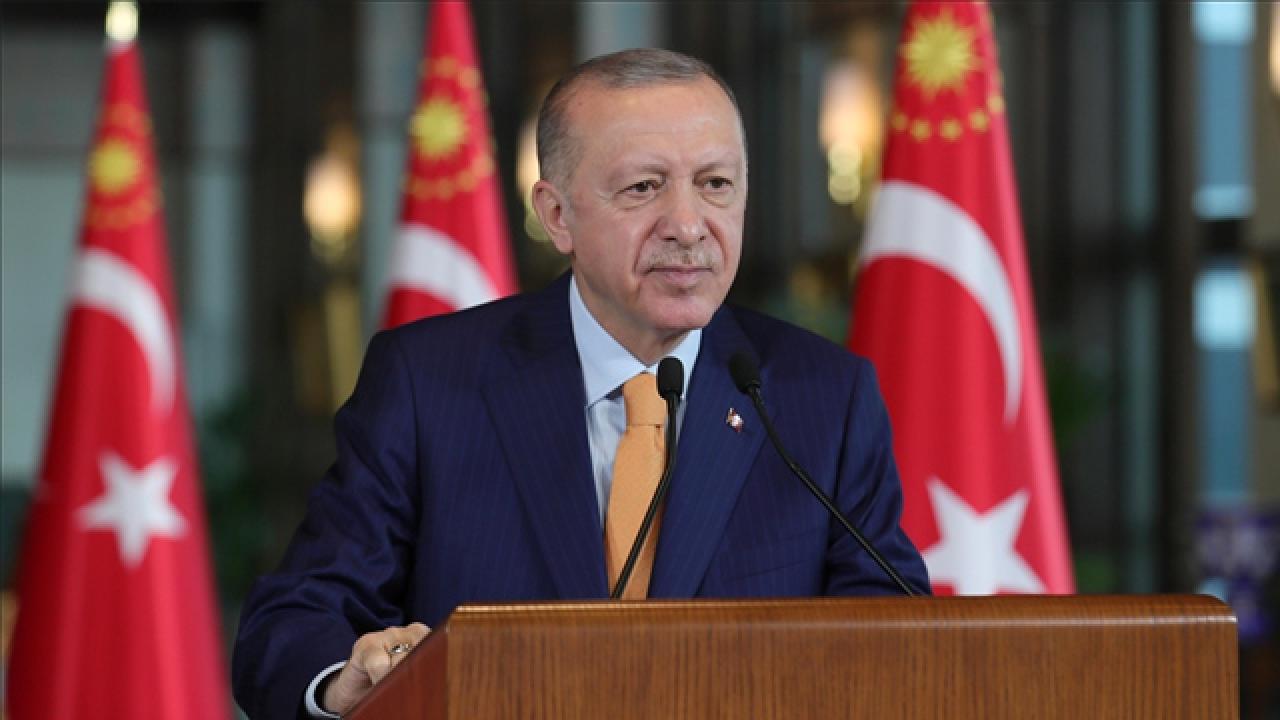 Erdoğan, İran Cumhurbaşkanı seçilen Pezeşkiyan ı tebrik etti