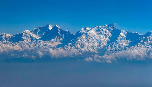 Himalayalar ın zirvesinde 4 ceset, bir iskelet bulundu