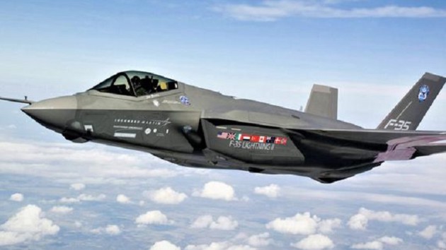 İlk F-35 geliyor