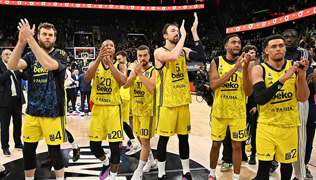 Fenerbahçe, Paris i yendi