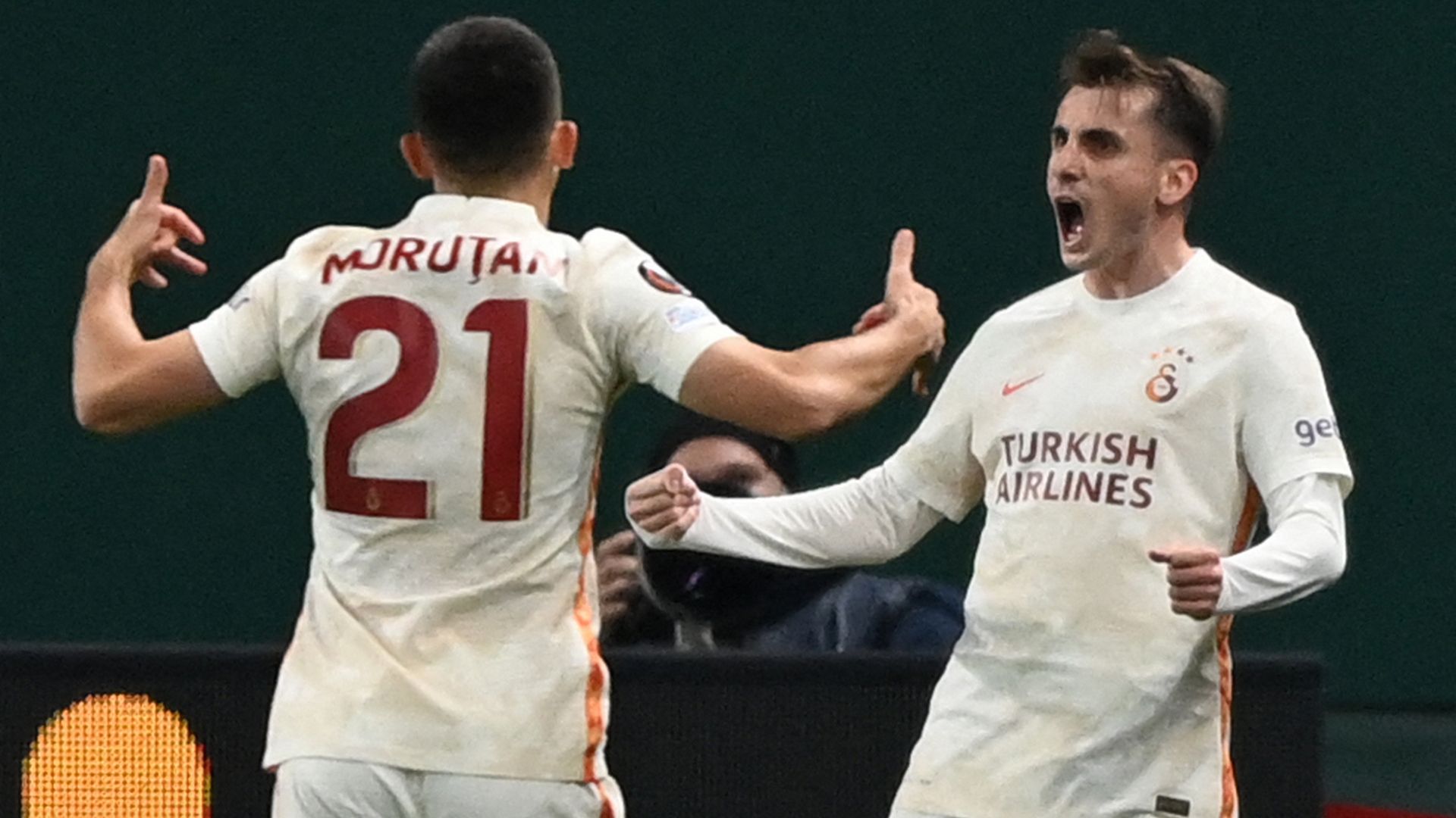 Galatasaray da kaptanlık krizi!