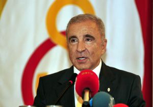 Ünal Aysal yeniden Galatasaray başkanı seçildi